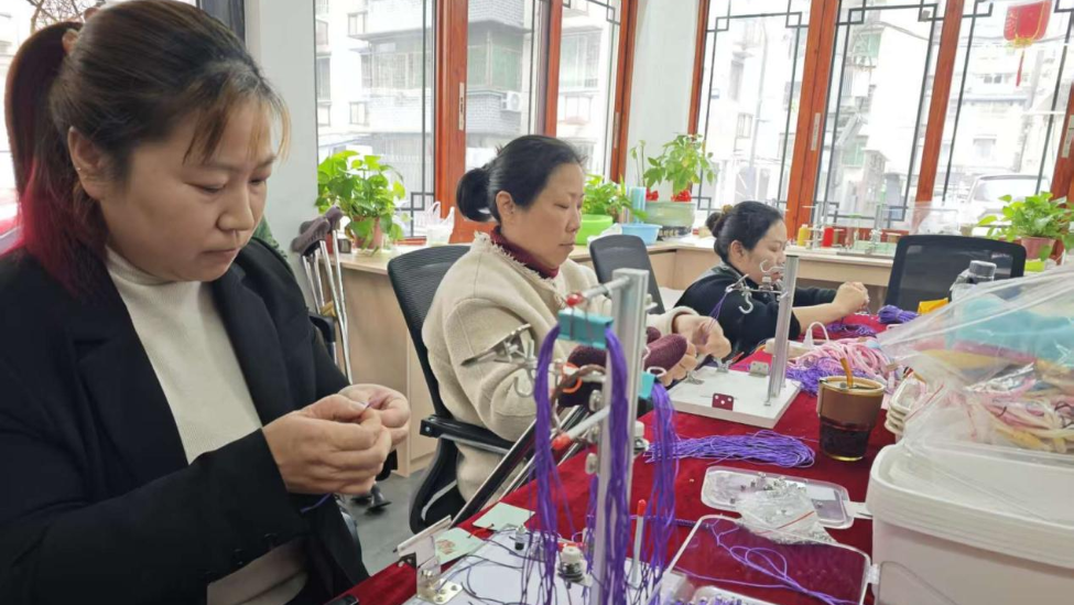 九江市濂溪区赣北商城社区编织岗托起多元就业梦