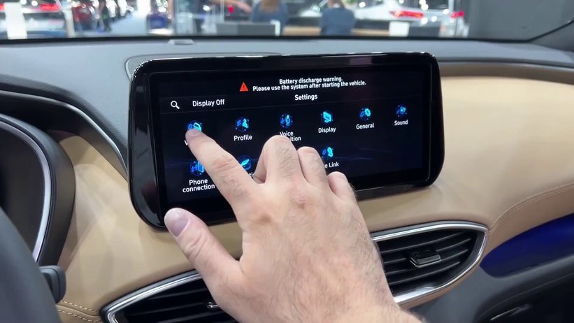 风向变了！全球汽车集体迎回物理按键