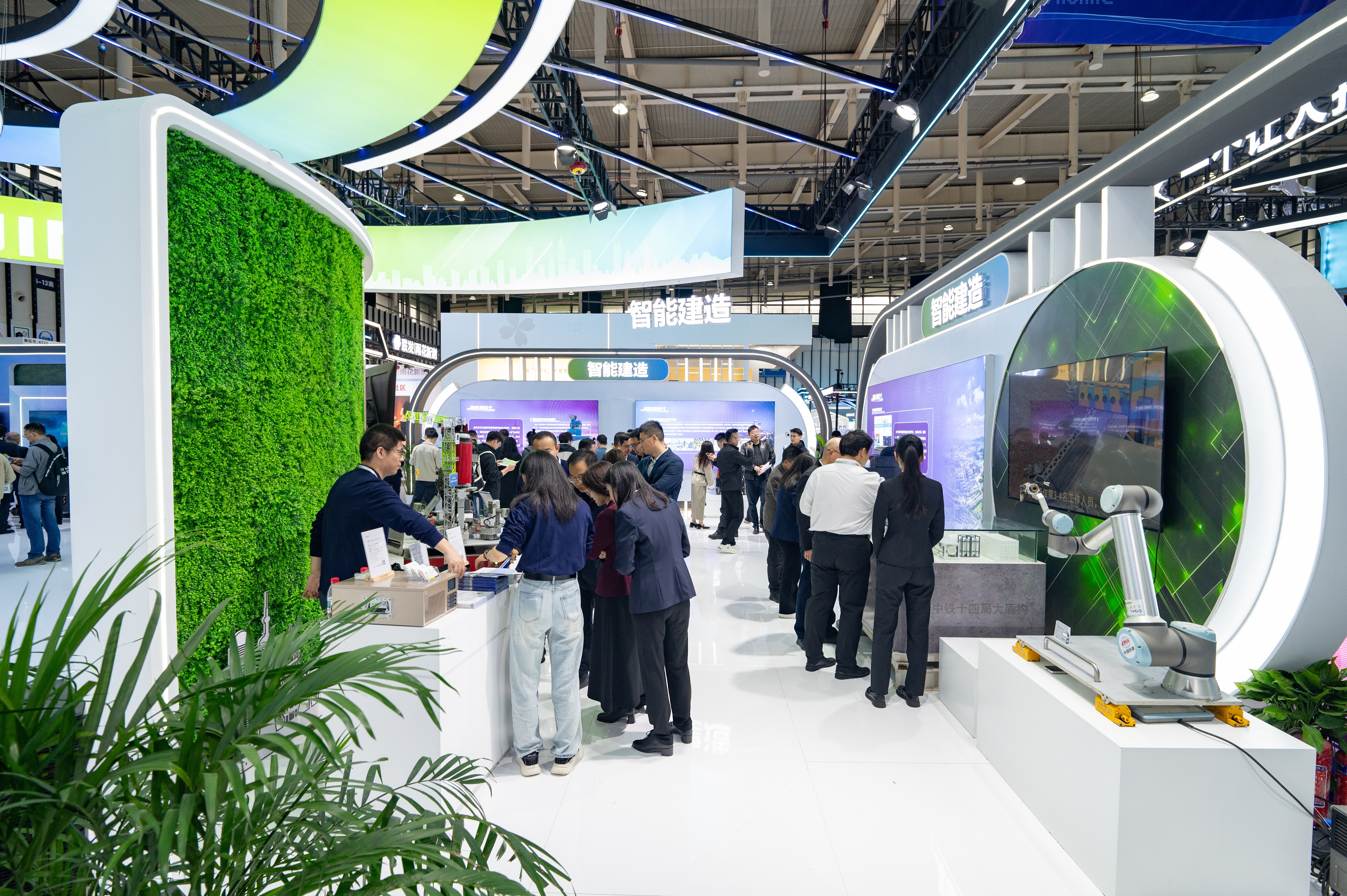 智慧筑宁 绿动未来:南京展区惊艳亮相2026江苏绿建博览会