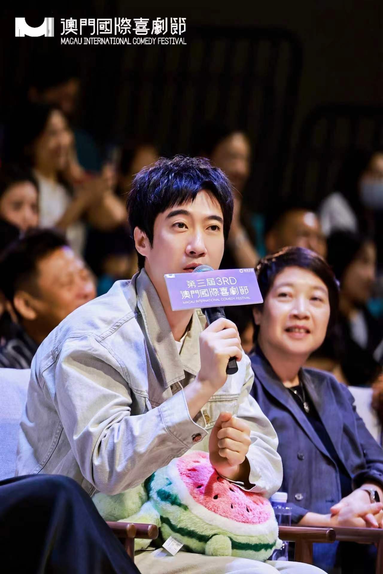 第三届澳门国际喜剧节横琴开幕 喜剧班澳门青年学员获签约 人才助澳琴文产协同发展(图5)