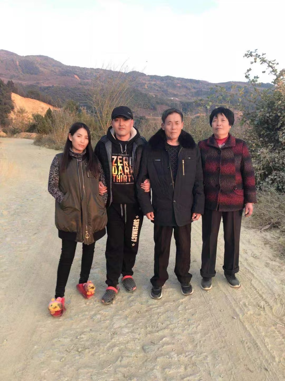 2017年 胡兆熊夫妻与父母