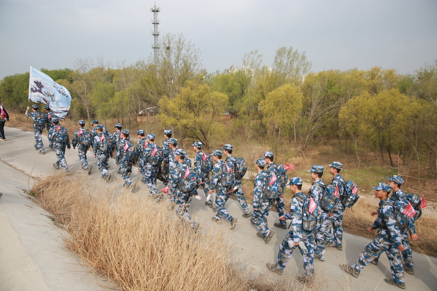 衡水中学、衡实、滏阳中学联合开展远足实践活动
