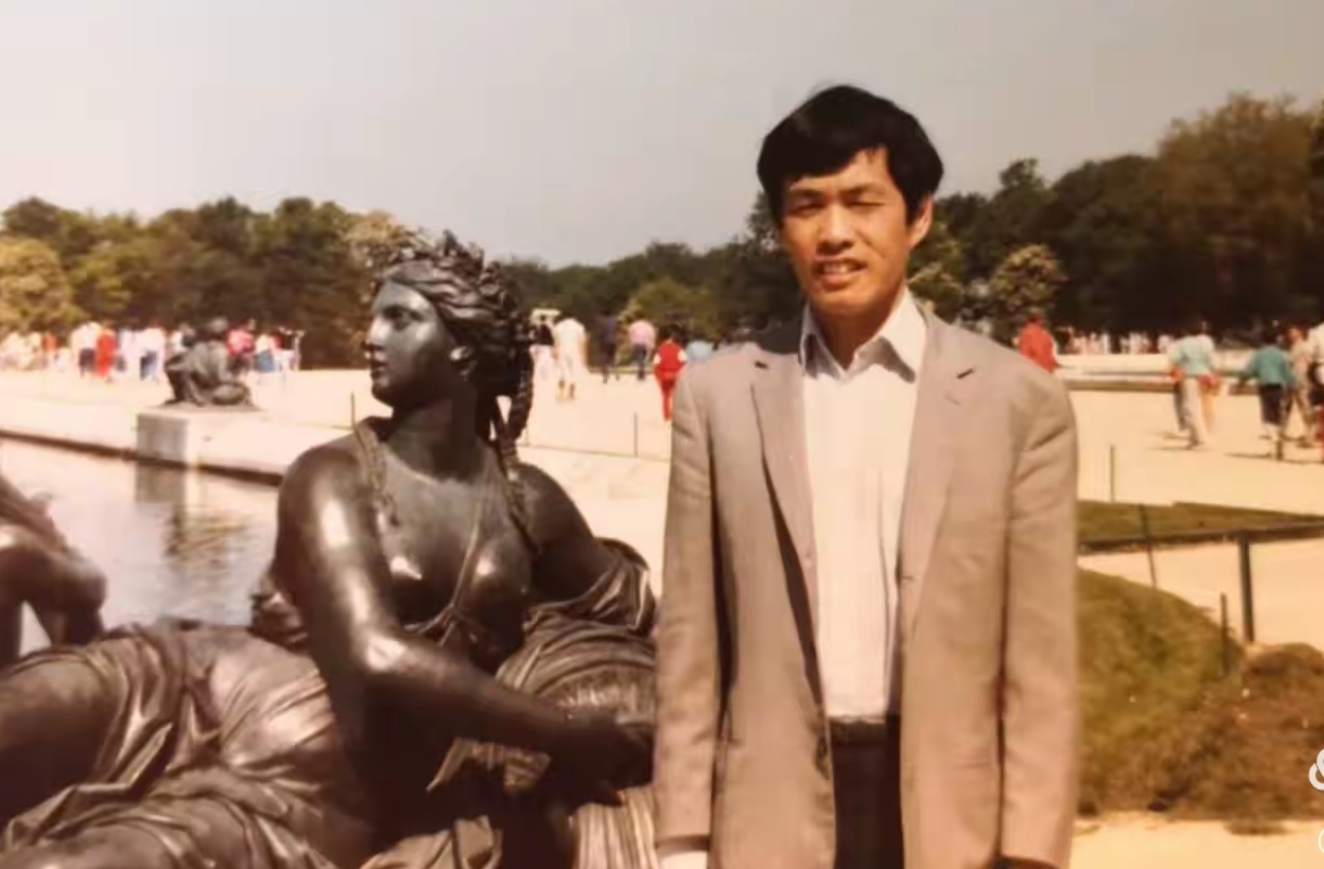 法国地中海大学终身教授王天博