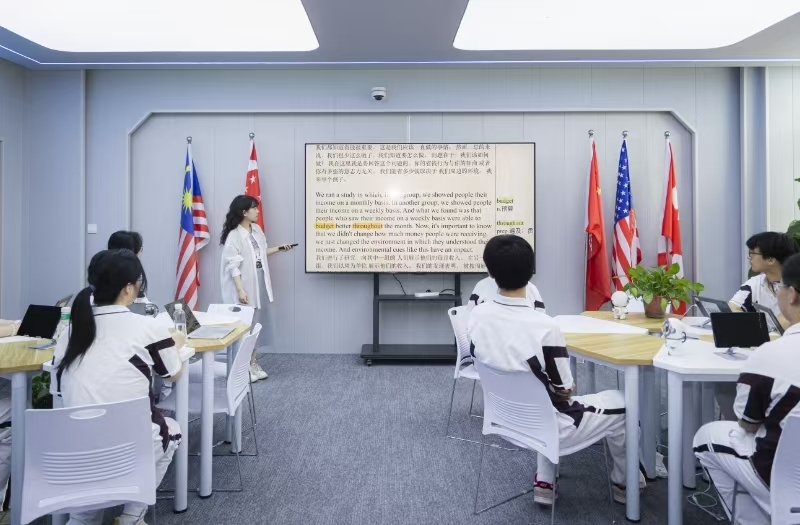 三年前瞻布局 AI賦能教育|西安南開啟迪雙語中心 走出智慧教學先行之路