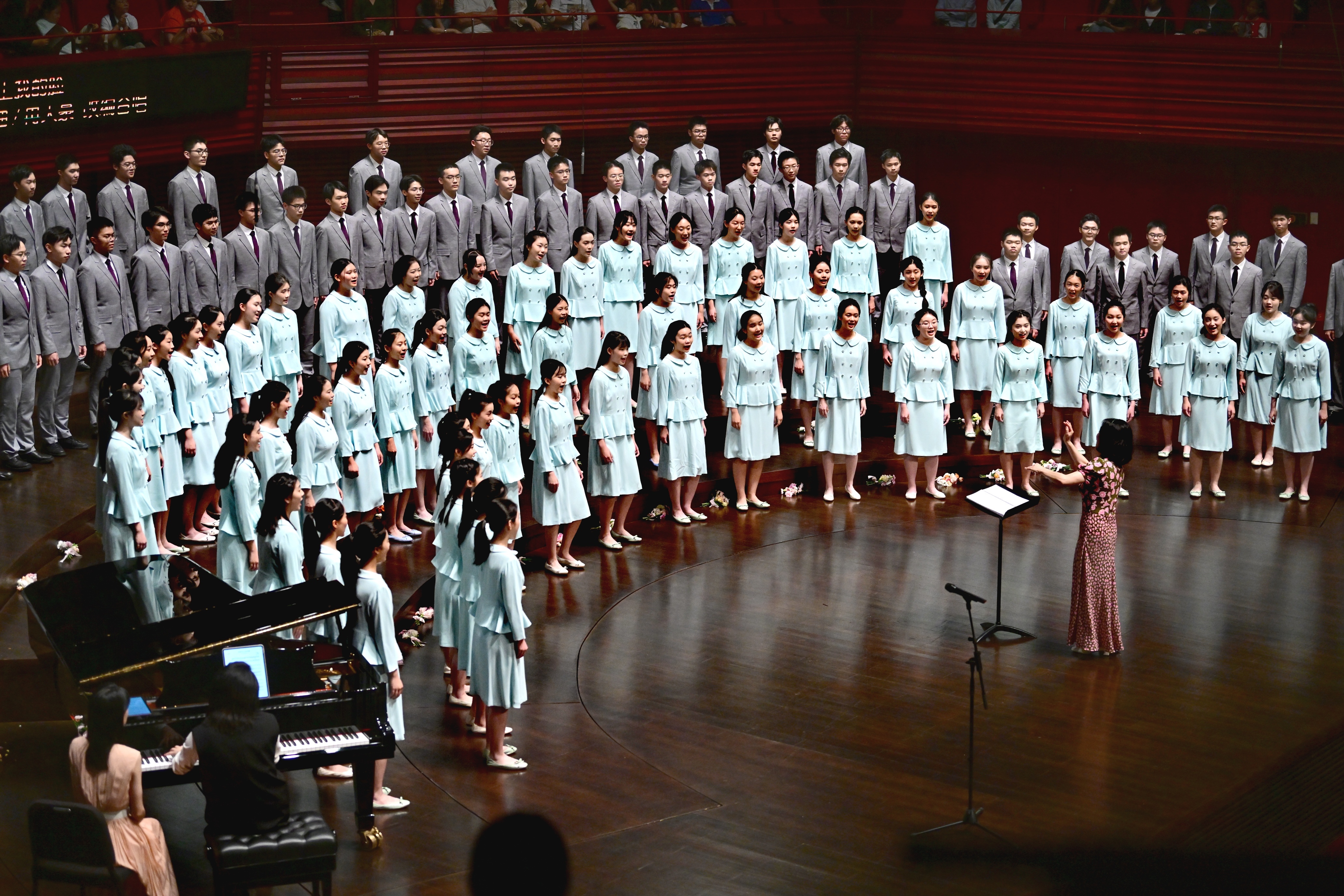 【年度最佳公益演出项目】“YOUNG星球”计划