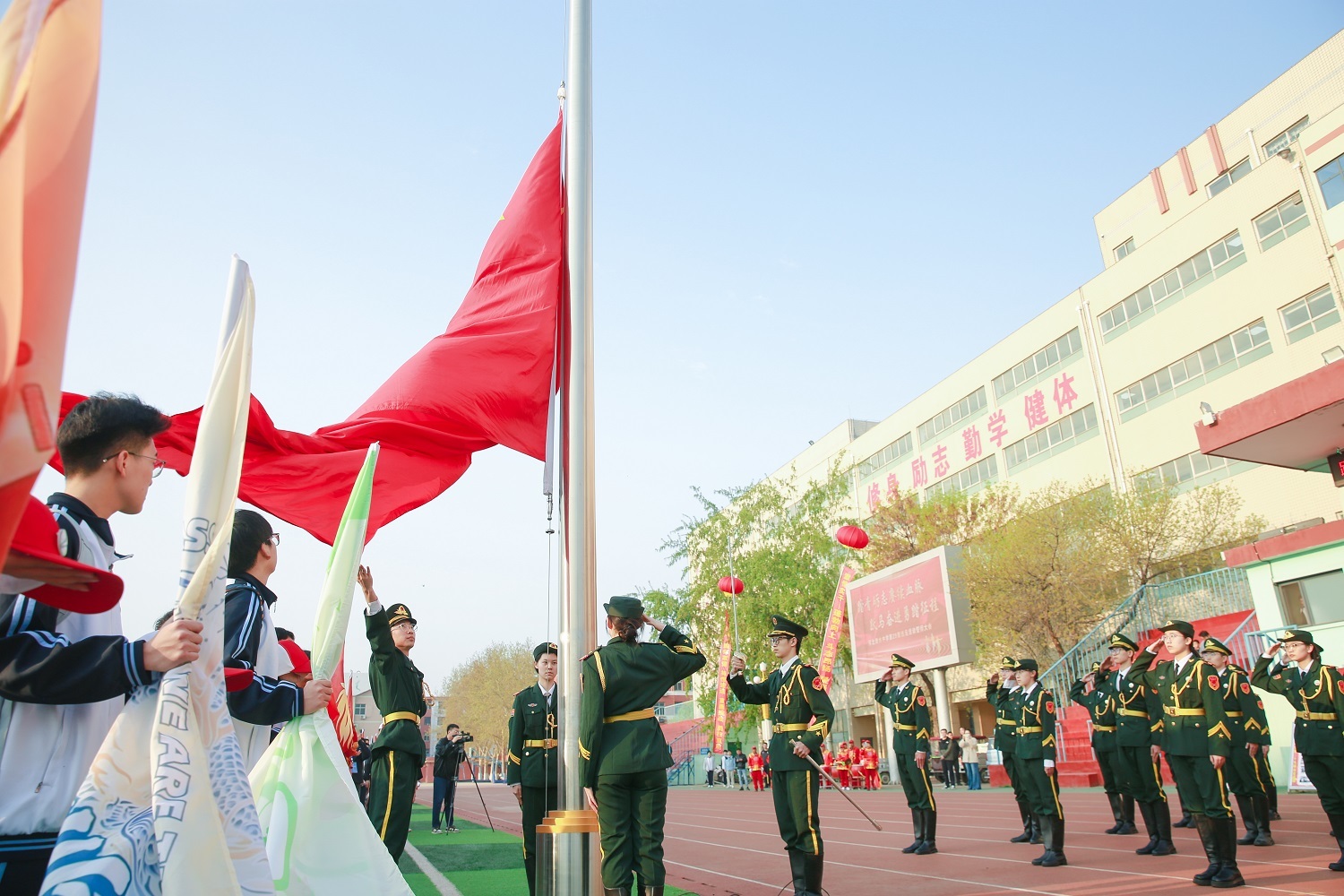 衡水中学、衡实、滏阳中学联合开展远足实践活动