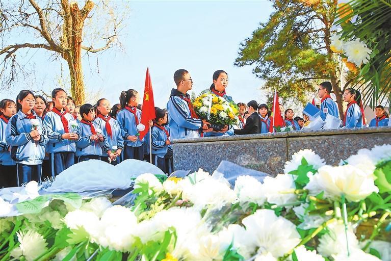 武山县开展“行走的思政课”主题活动　新甘肃&middot;甘肃日报通讯员　王正平