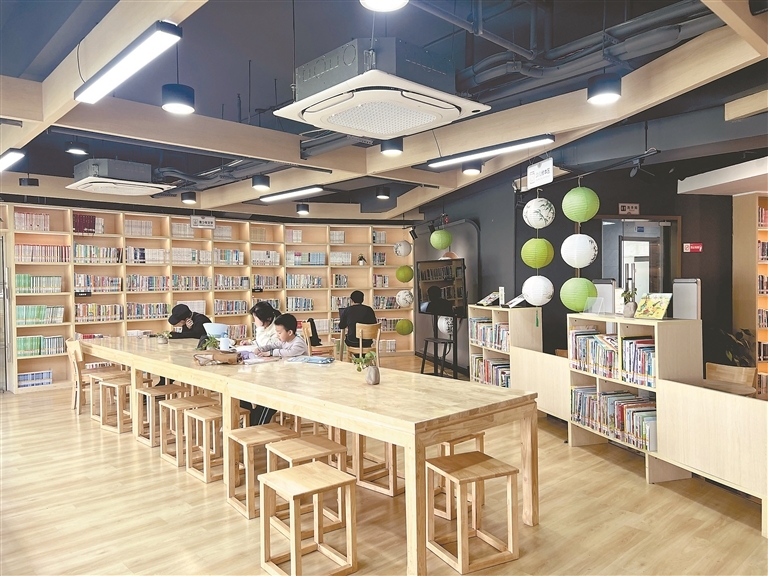 孺子书房（洪都航空文化园分馆）。本报全媒体记者 徐立鸣摄