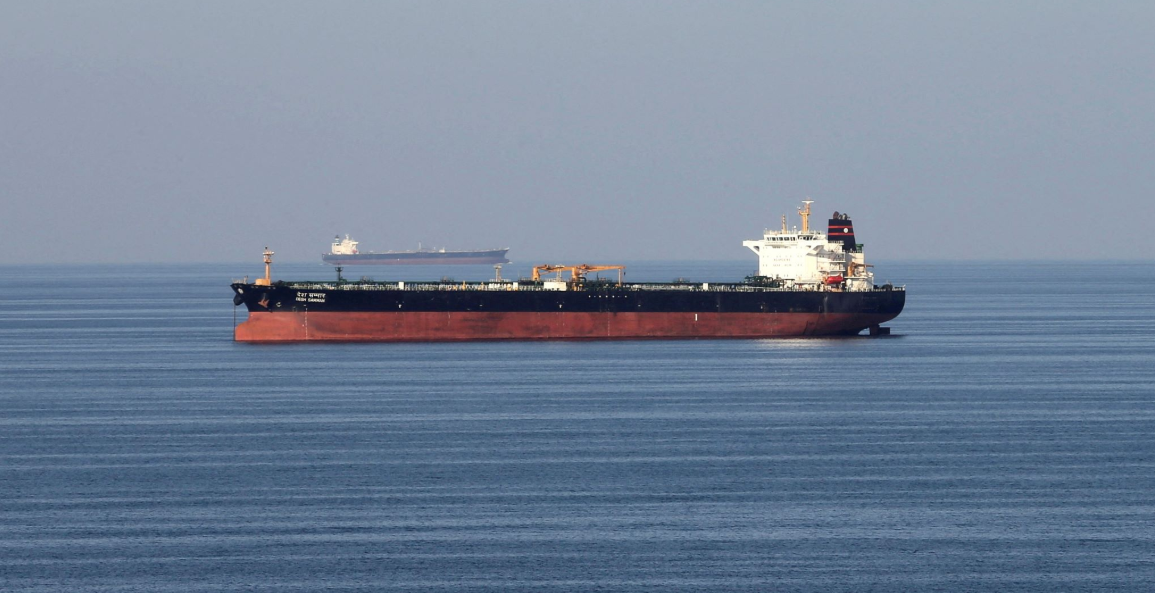 4月8日，在以色列袭击黎巴嫩之后，伊朗再次叫停了霍尔木兹海峡的油轮通行。