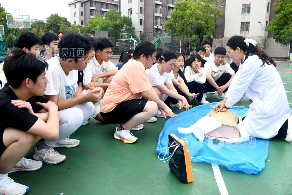 江西南丰：开展世界卫生日主题活动（图）