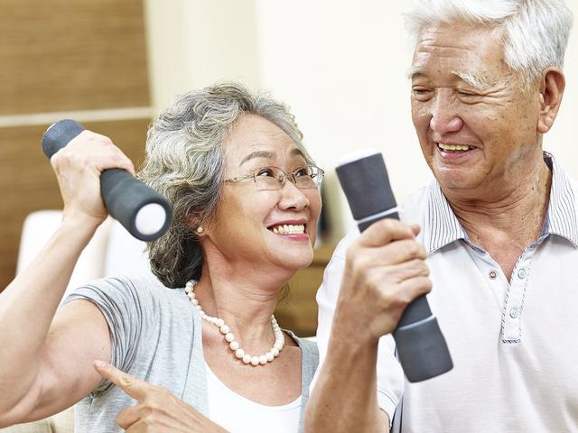 年青东谈主形体越来越不如老一辈？盘考发现：年青东谈主正在加快软弱