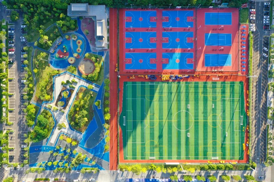 珠海斗门体育公园足球场升级改造 暂停开放一个月
