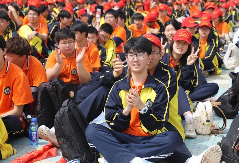 砺志,笃行,致远——衡水市第十四中学“行走的思政课”入脑入心