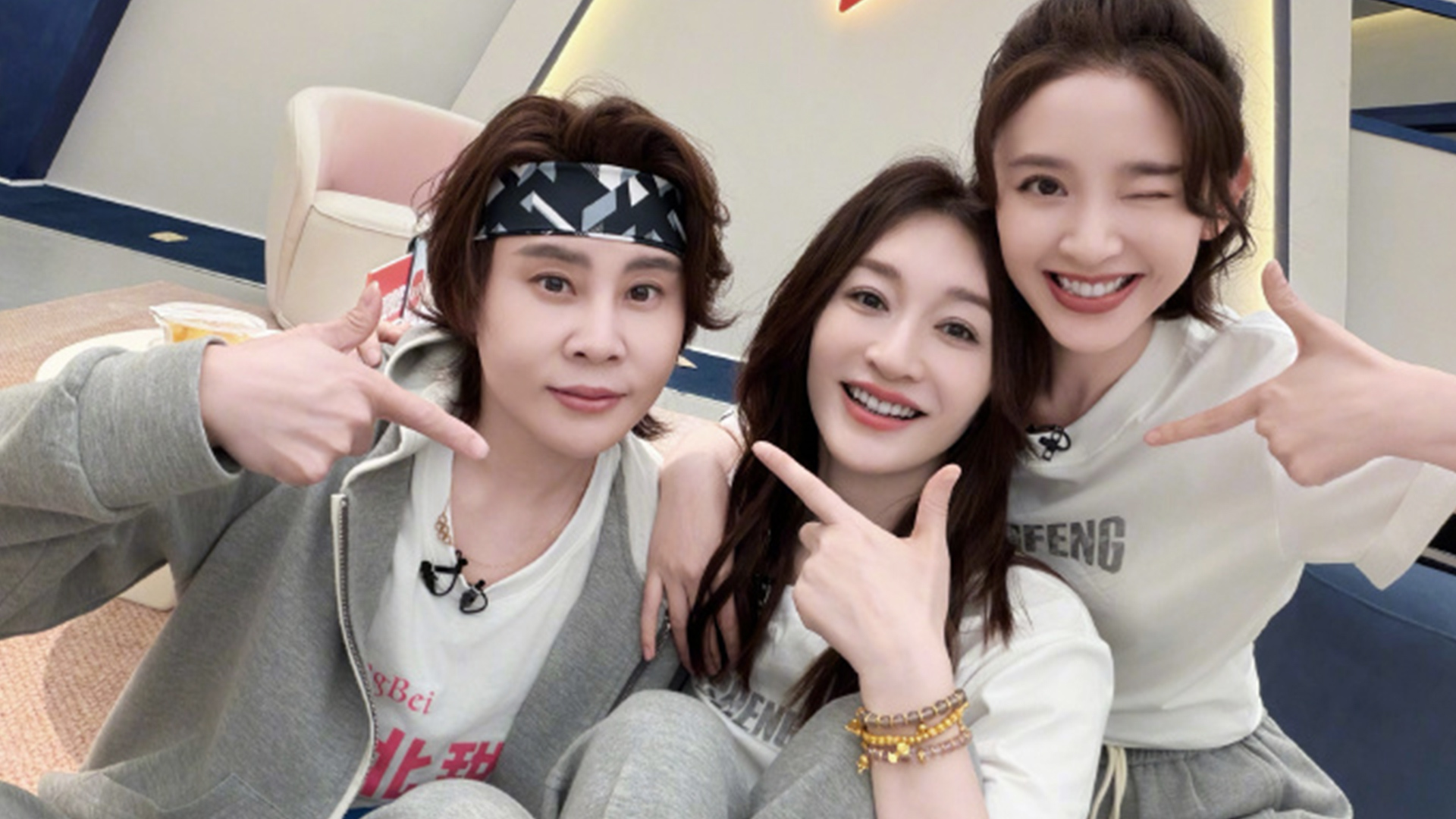 “浪姐史上最难听小考”冲上热搜，网友：万万没想到《心愿便利贴》唱得最好的是王濛