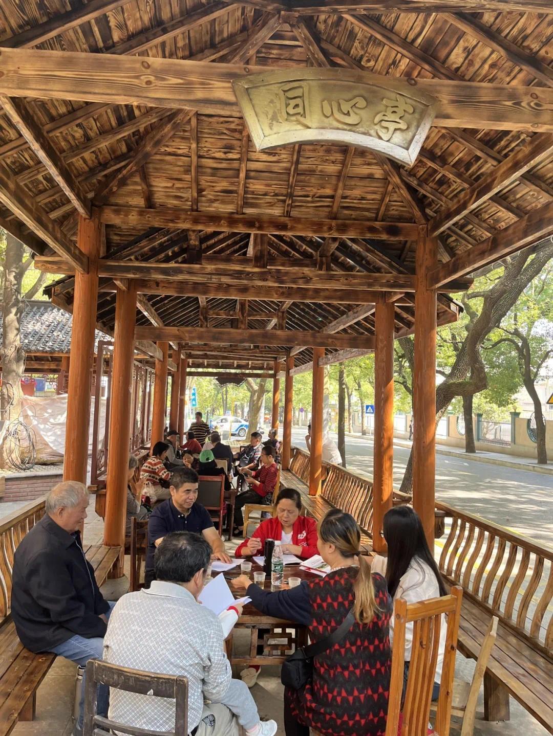 一碗粉的功夫解了雨花这个老旧小区的“千千结”……(图1)