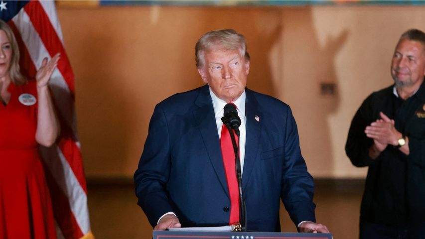 特朗普态度为何反转？蒋晓峰：看似对伊朗放狠话实则放烟雾弹