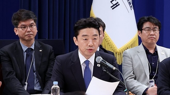 韩总统幕僚长赴中东及中亚协调原油供应