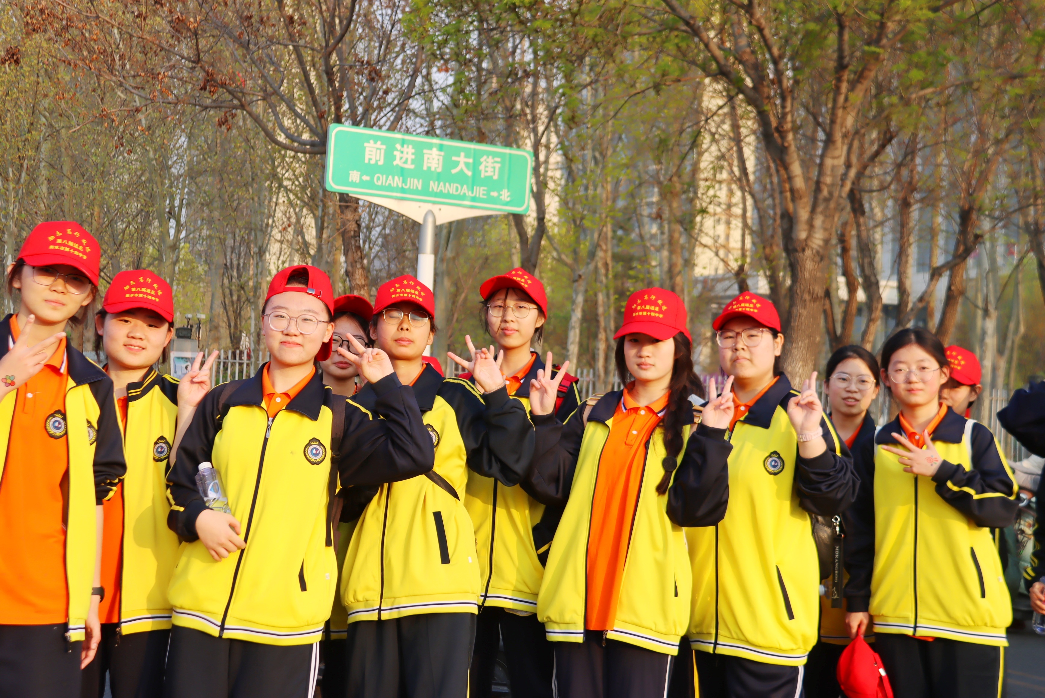 砺志,笃行,致远——衡水市第十四中学“行走的思政课”入脑入心