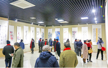 吕昌建捐赠168幅珍藏书画 以文化公益彰显爱国情怀