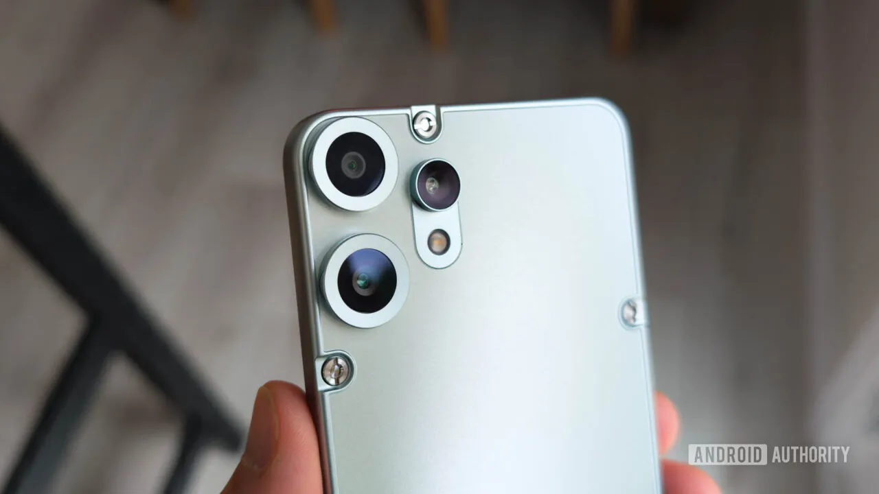 CMF Phone 3 Pro手机曝光:骁龙7s Gen 4芯片、5400mAh电池、45W充电