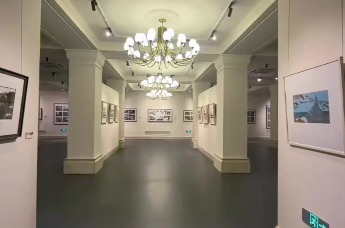 “新征程新篇章：全国架上连环画作品巡展”在哈开展