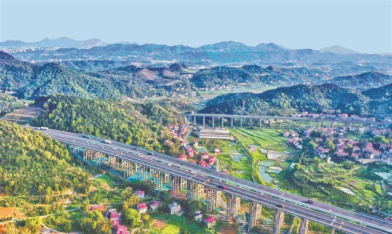 萍乡：路畅景美（图）