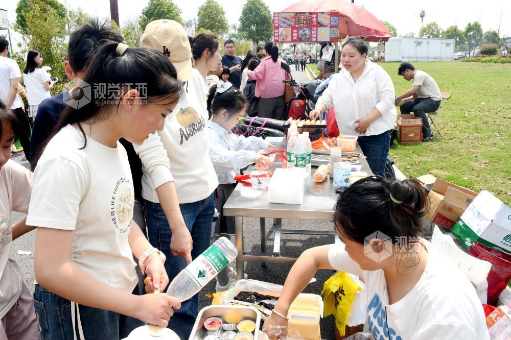 江西南丰:桔花飘香迎客来(图)