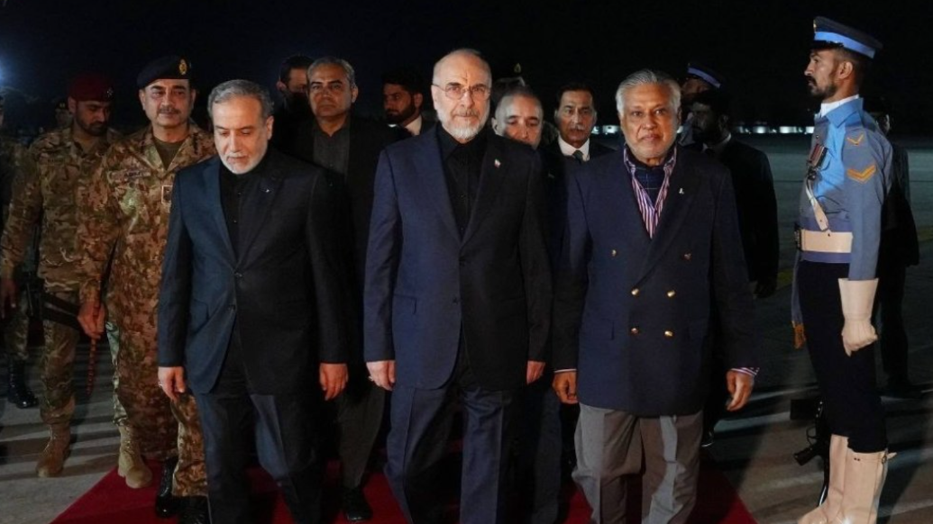 巴基斯坦外交部：伊朗代表团抵达　巴方高官现场迎接