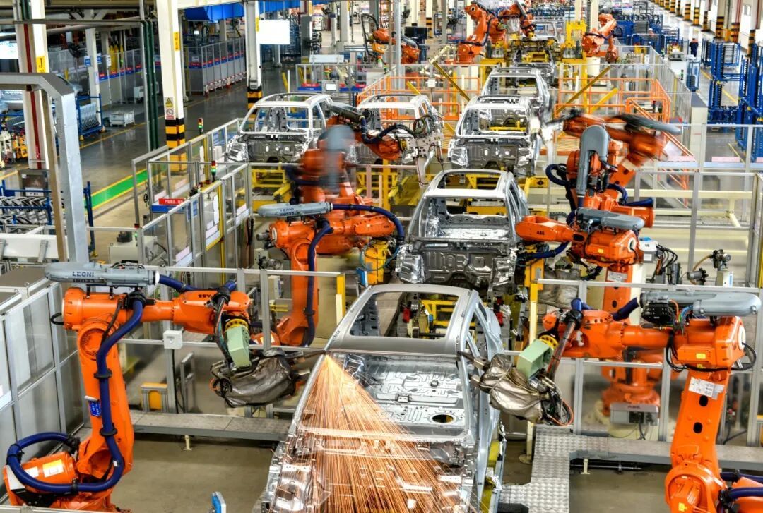 4月24日《宁波智造》宁波发布特约摄影师水贵仙 摄(1).jpg