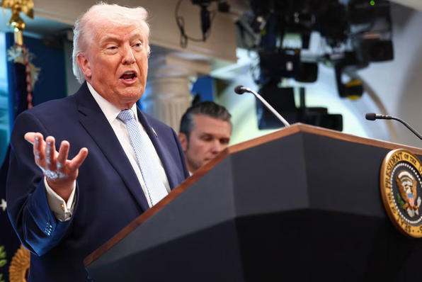 特朗普点名了：日本、韩国、澳大利亚和北约都没有帮我们