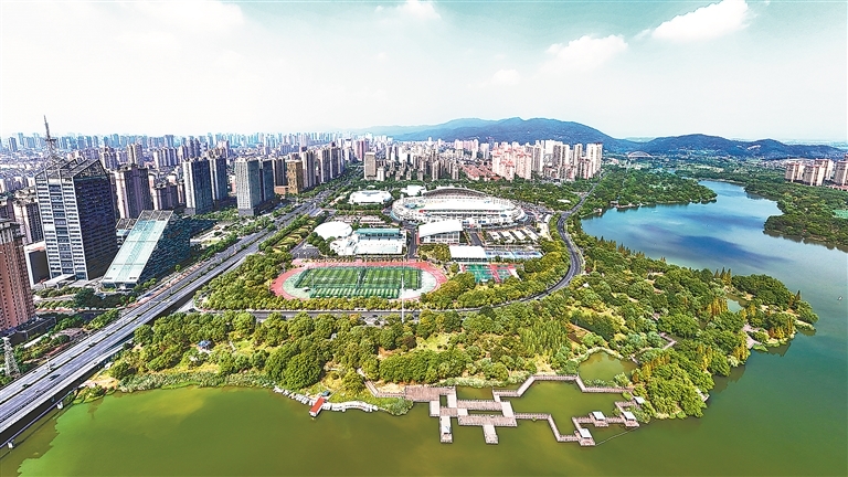 新余城市风光。江西日报全媒体记者 邹宇波摄