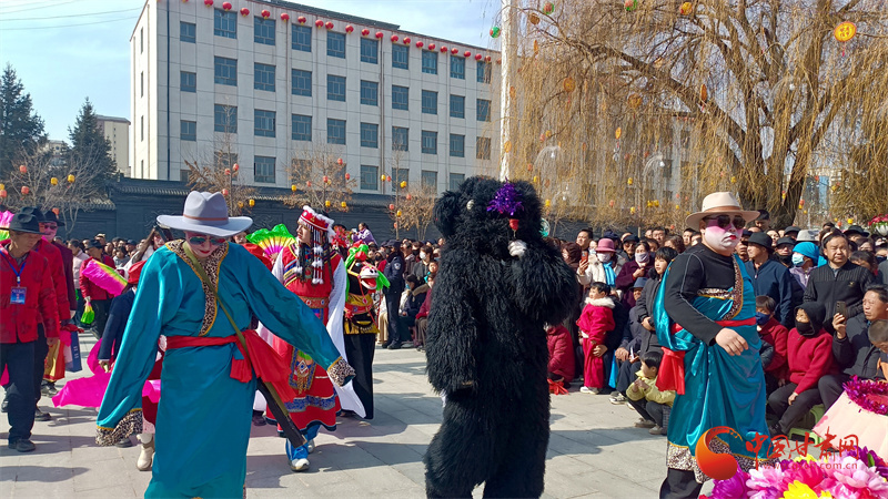 和政秧歌打黑熊