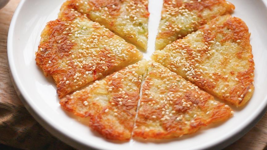 土豆饼 酥脆香糯 只要一个关键配料 完美出锅