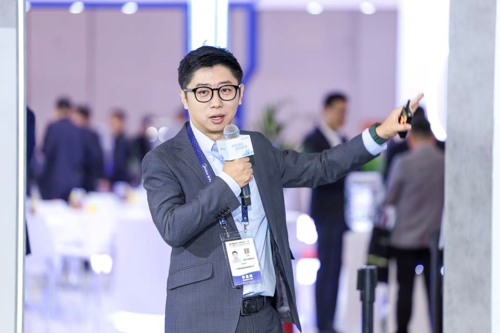 图/美的楼宇科技氟机产品销售总监 江宇