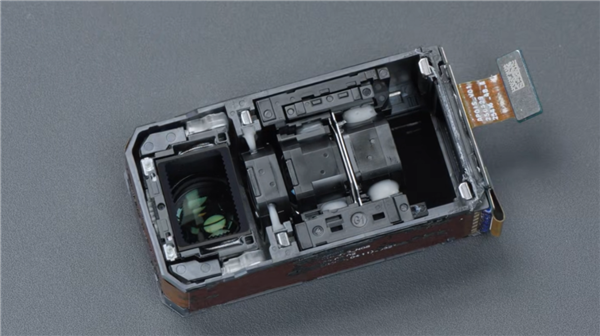 小米18 Ultra继续搭载连续光变长焦：业内独家多焦段无损光变