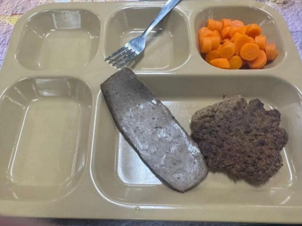 参与对伊作战的“林肯”号航母闹饥荒?美防长紧急回应