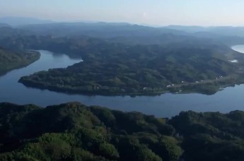 开局起步“十五五”湖南专场新闻发布会｜湖南省委常委、常务副省长王道席：让蓝天常驻！湖南实施“六大工程”，攻坚大气污染防治
