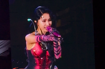 蔡依林在演唱会@青岛：真诚感谢青岛各个保障部门