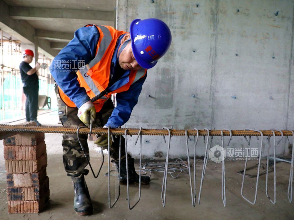 江西分宜：技能大比武 工匠亮绝活（图）