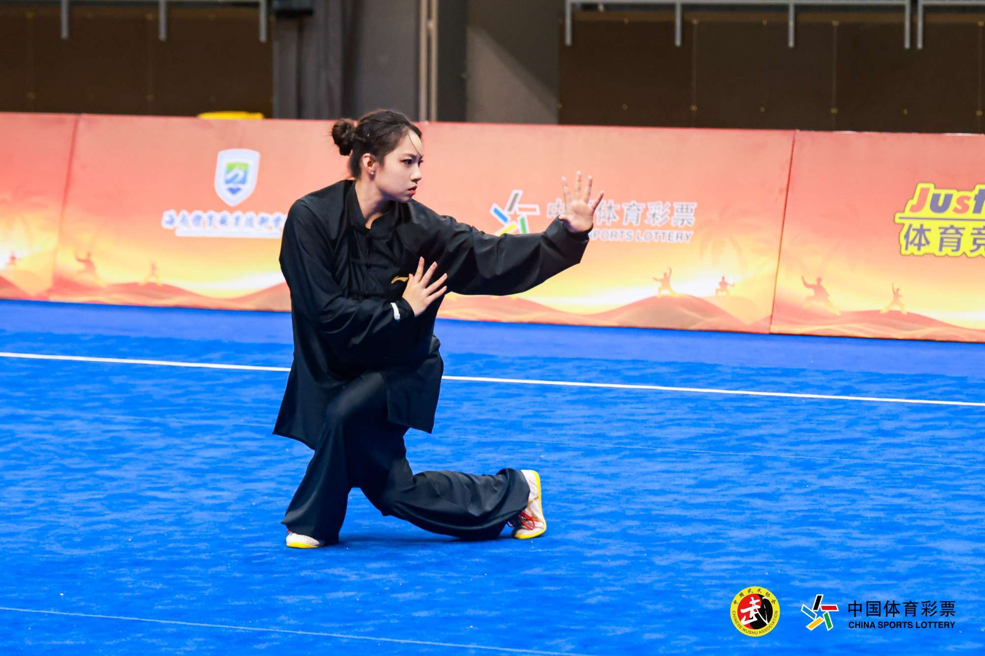 2026年全国武术套路冠军赛(传统项目赛区)在万宁开赛(图1)