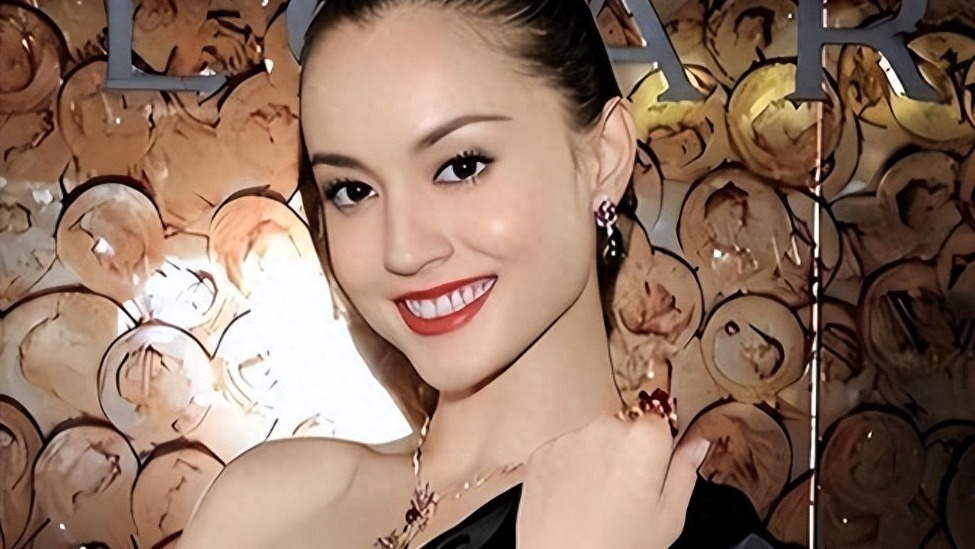 她为富豪5年生下4个孩子，拿到5亿分手费后离开了，如今她怎样了