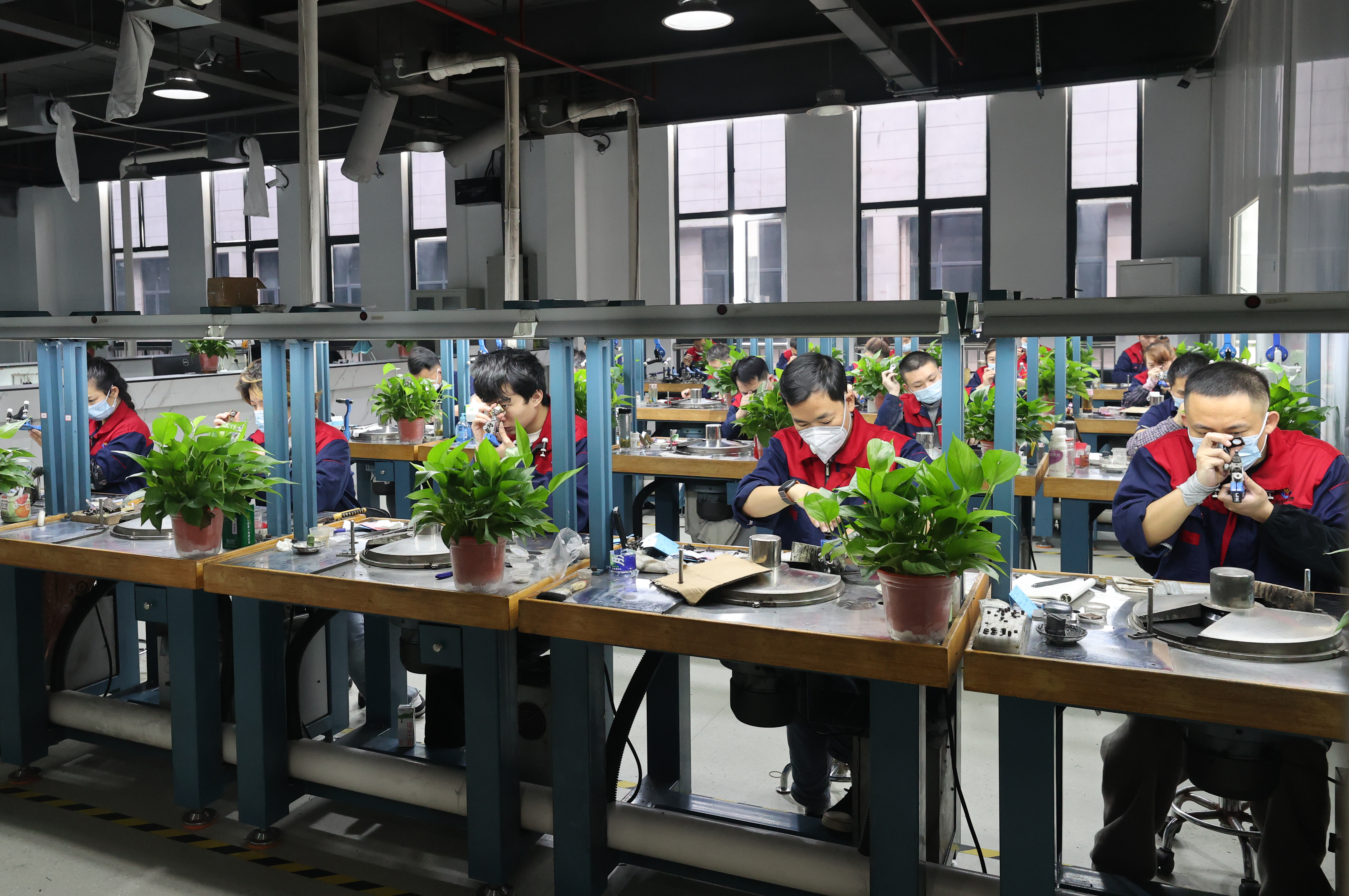 九江湖口：产业有“钻” 青春创业向未来