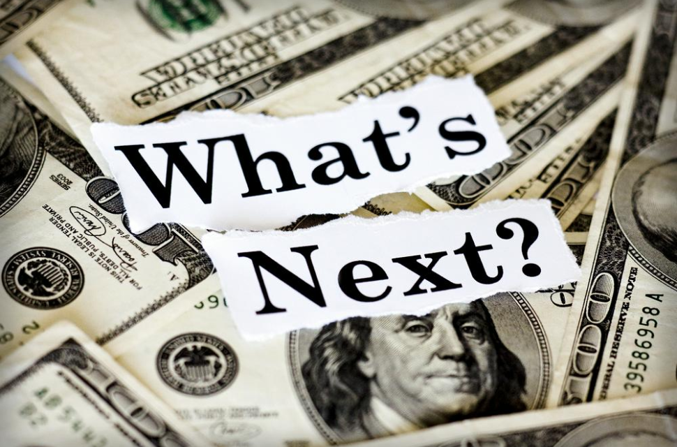 以史为鉴：美股还远没跌完，2026年两大利空“汇聚一堂”！