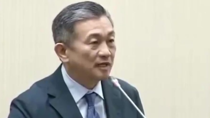 王定宇提议台军赴中东排雷，谢寒冰轰：“舔美”舔成这样子