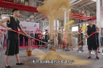 樱藏酒香：醉在秦岭的春天