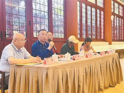 4位诗人探讨城市阅读之美、诗歌阅读等问题