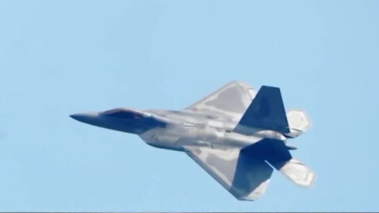 美军在亚太地区展开高强度演习，战机挂载升级、AI系统协同，针对性极强