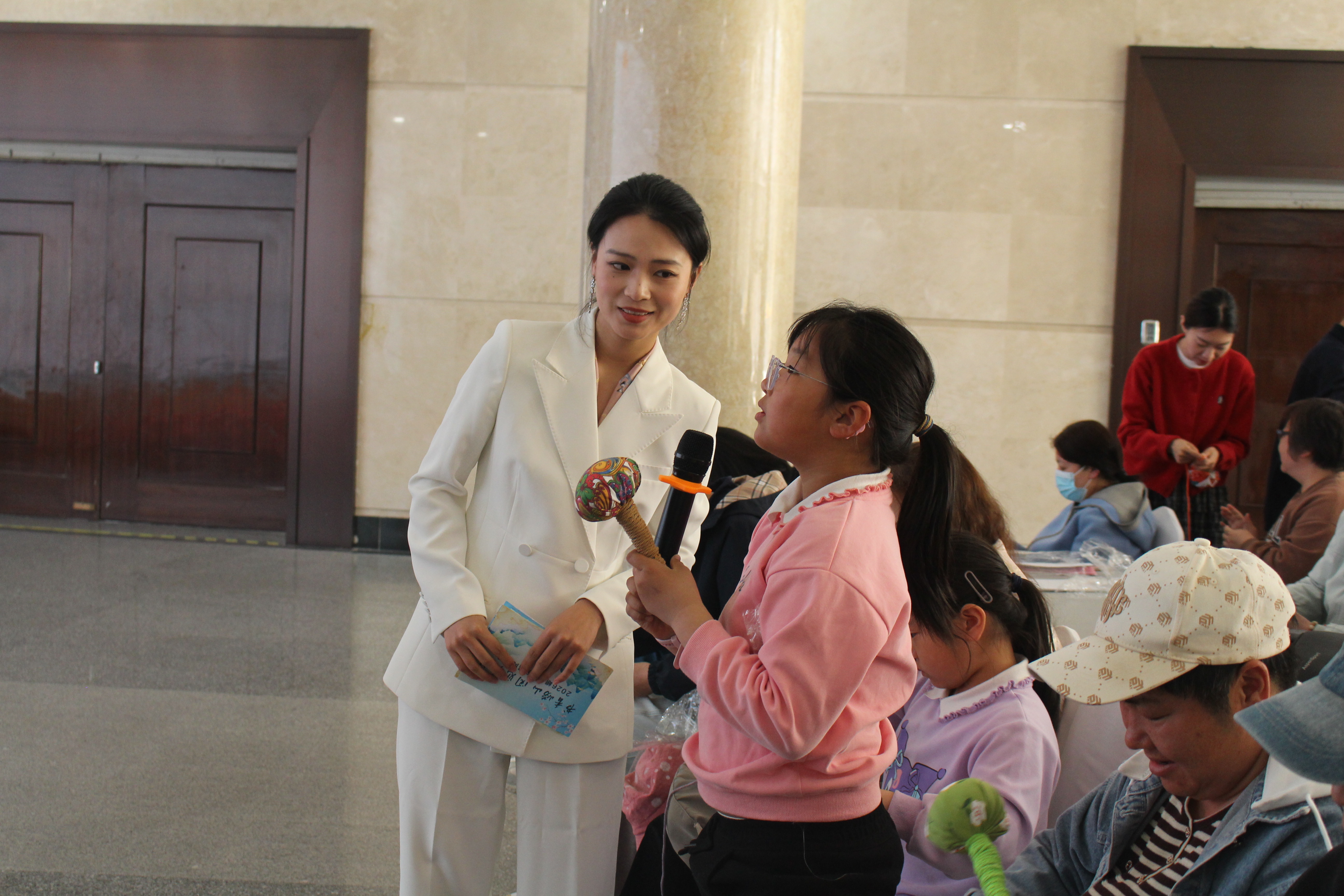 “书香崂山&middot;阅见美好”2026年崂山区全民阅读月系列活动——金家岭街道“谷雨润书香&middot;非遗共传承”活动圆满举办