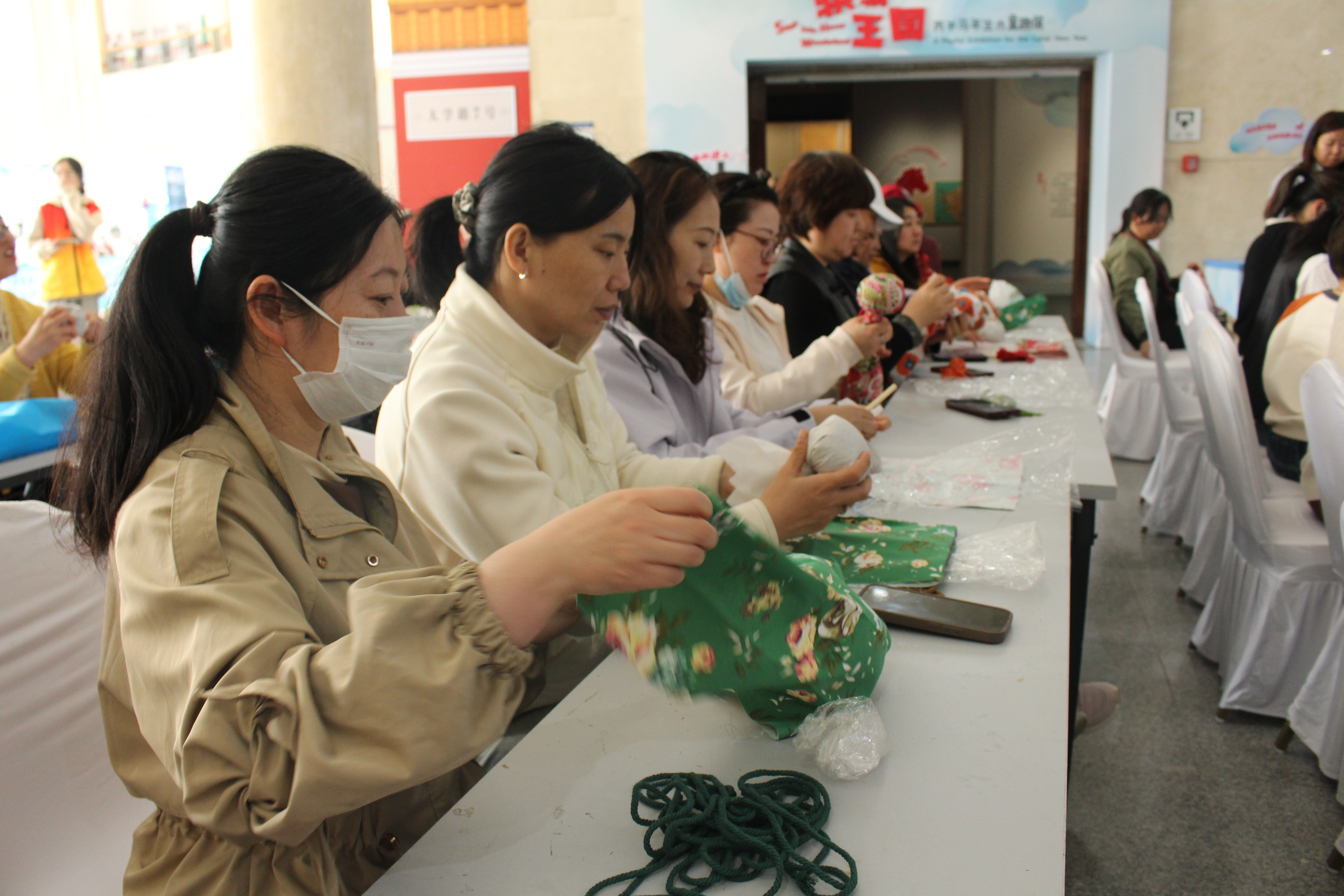 “书香崂山&middot;阅见美好”2026年崂山区全民阅读月系列活动——金家岭街道“谷雨润书香&middot;非遗共传承”活动圆满举办