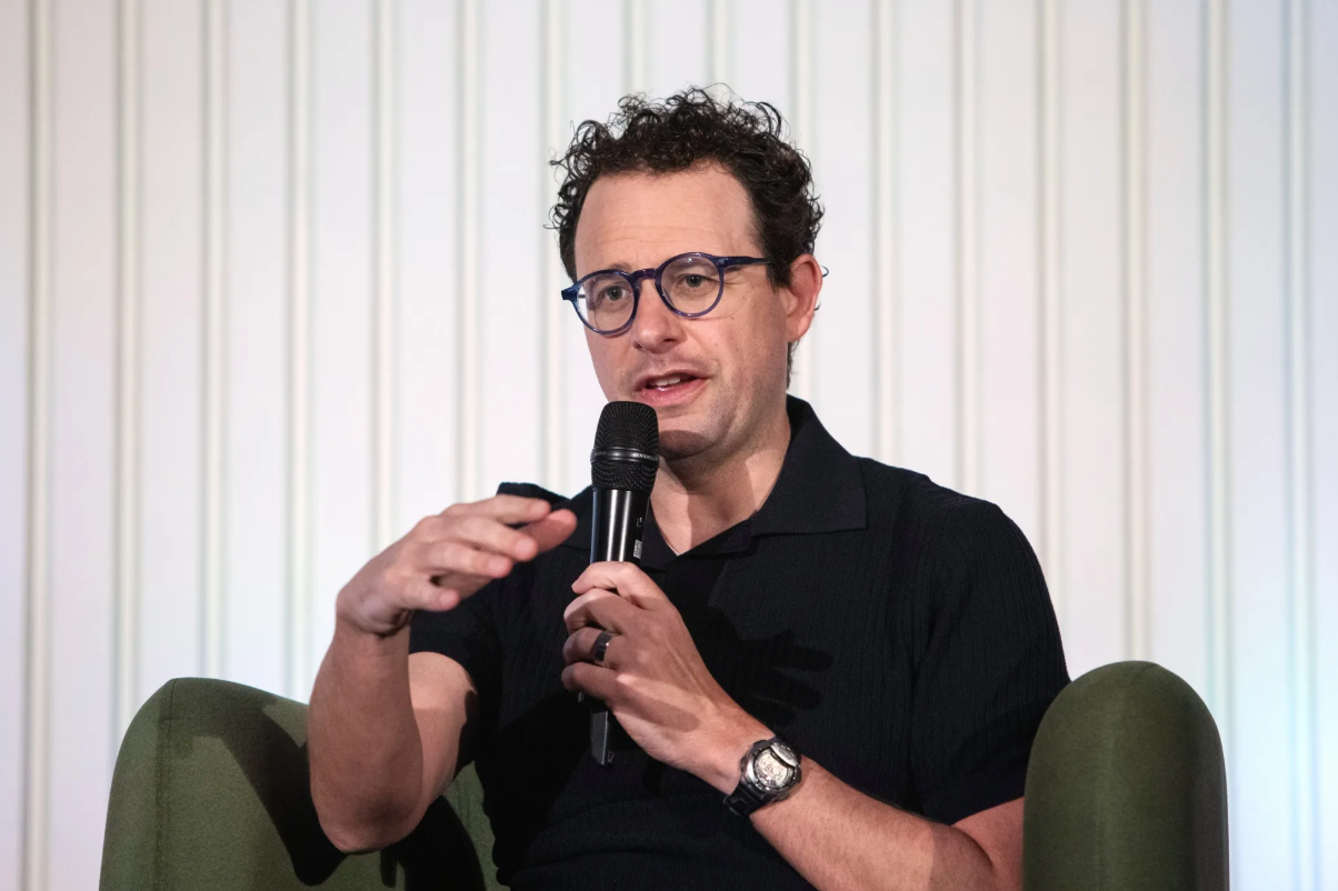 阿莫代伊在白宫谈合作